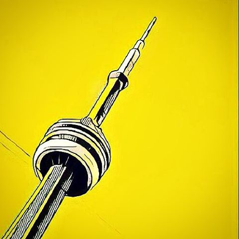 CN Tower, Toronto Canada, prisma filter yellow cartoon